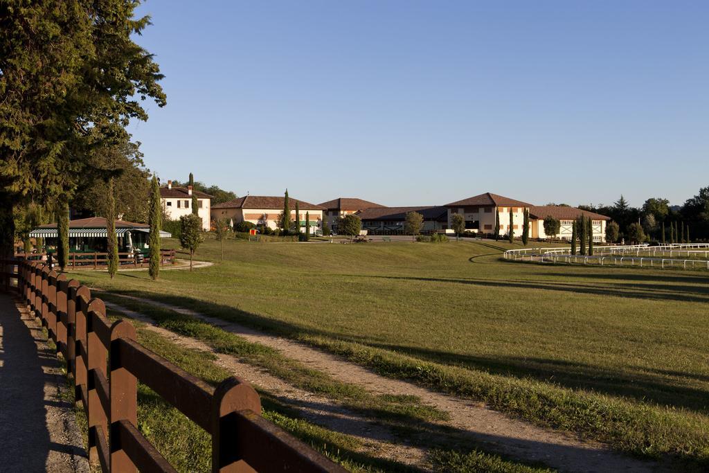 Foresteria Dei Piaceri Campestri Casciago Kültér fotó
