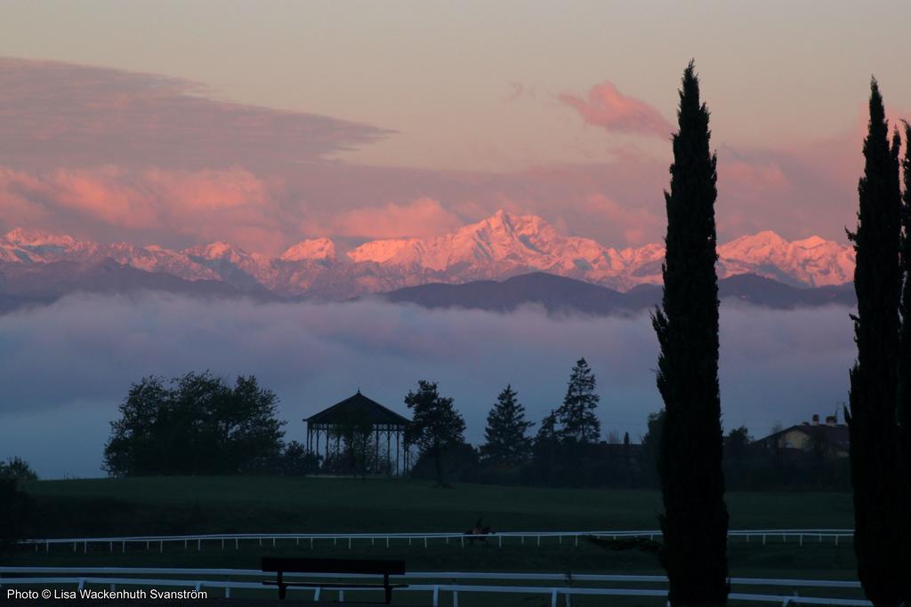 Foresteria Dei Piaceri Campestri Casciago Kültér fotó